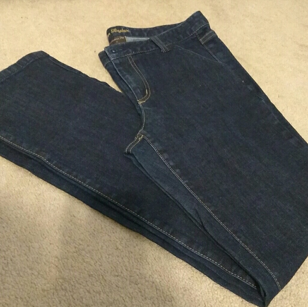 Ann Taylor Modern Fit/Lindsay Waist Classic Jeans